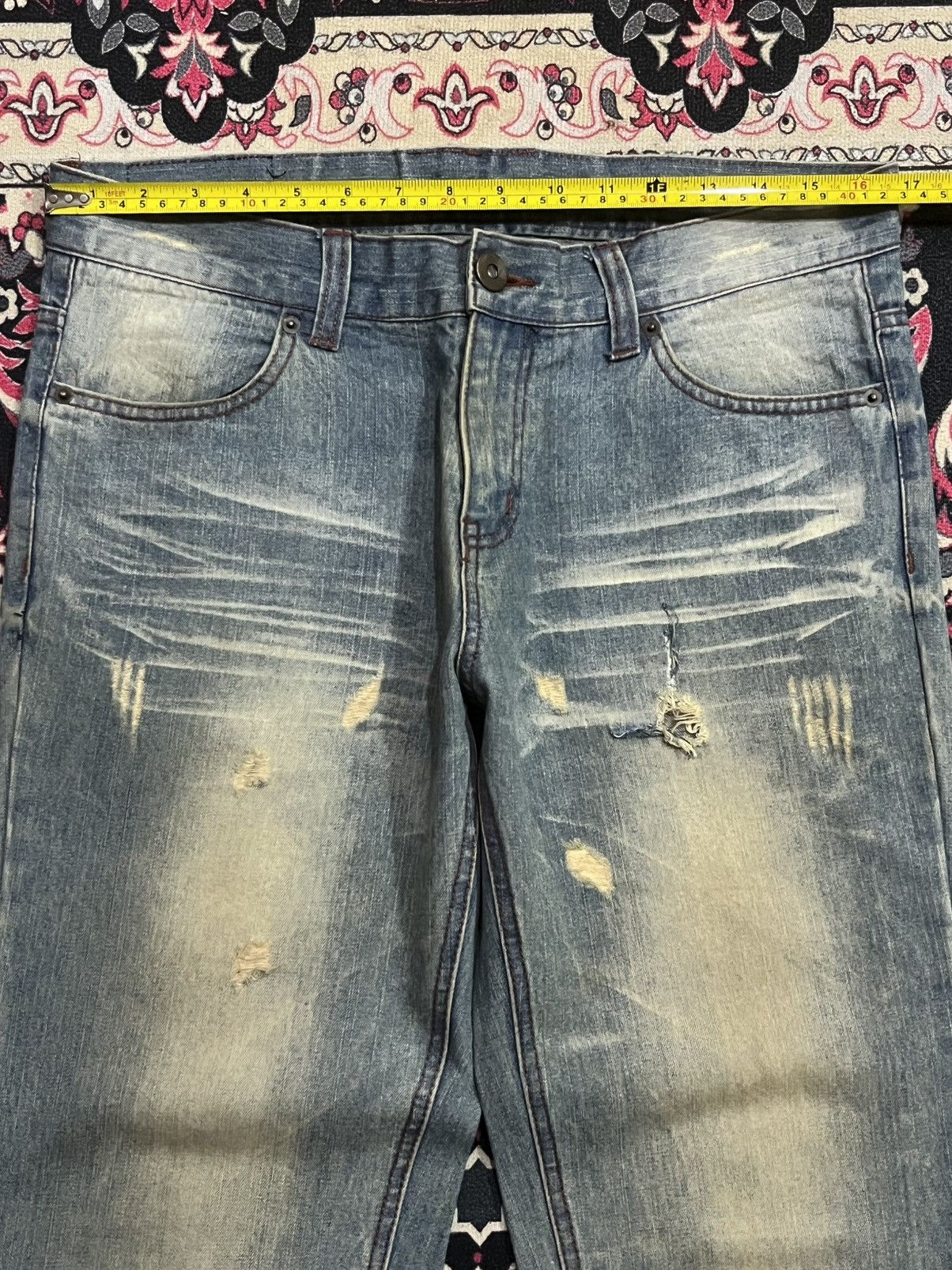 CIVARIZE × If Six Was Nine × Japanese Brand ⚡️Distressed⚡️Vintage Japanese Brand Blue Faded Slash Rip Jean Size US 33 - 10 Thumbnail