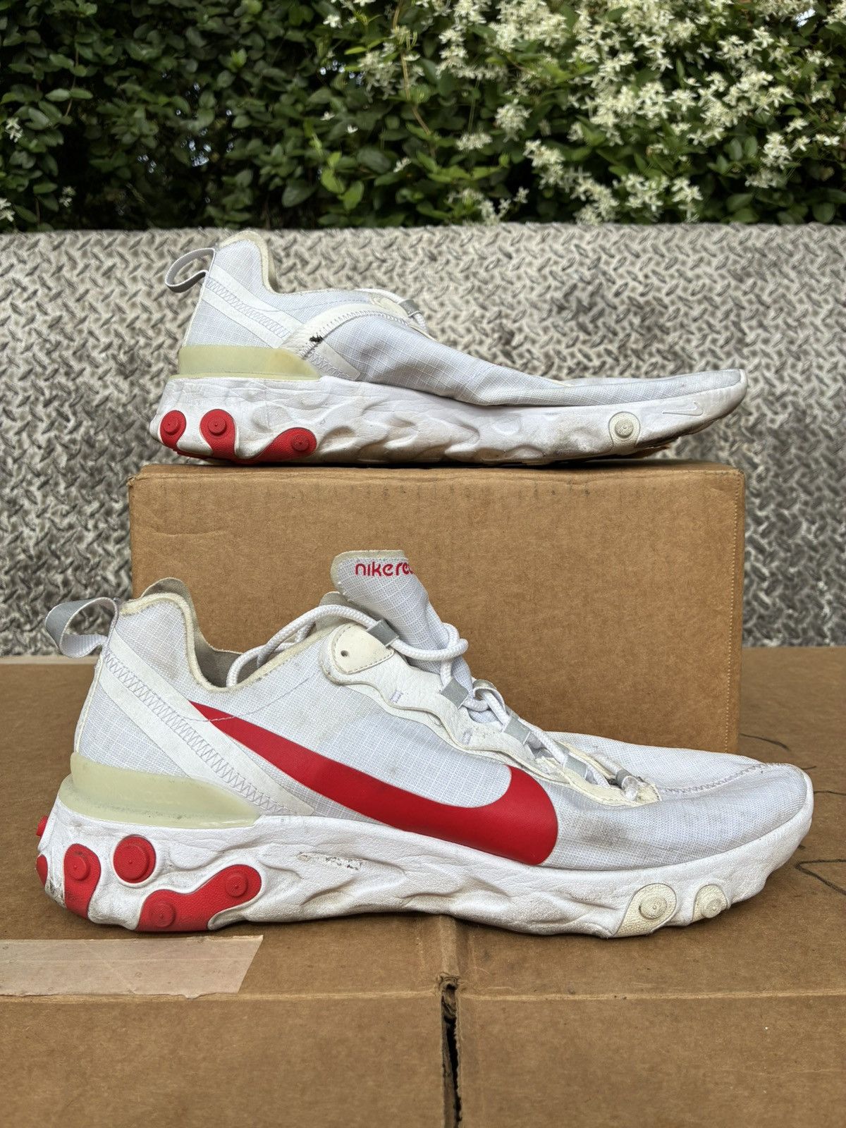 Nike Nike React Element 55 White University Red Running Men 11.5 Size US 11.5 / EU 44-45 - 1 Thumbnail