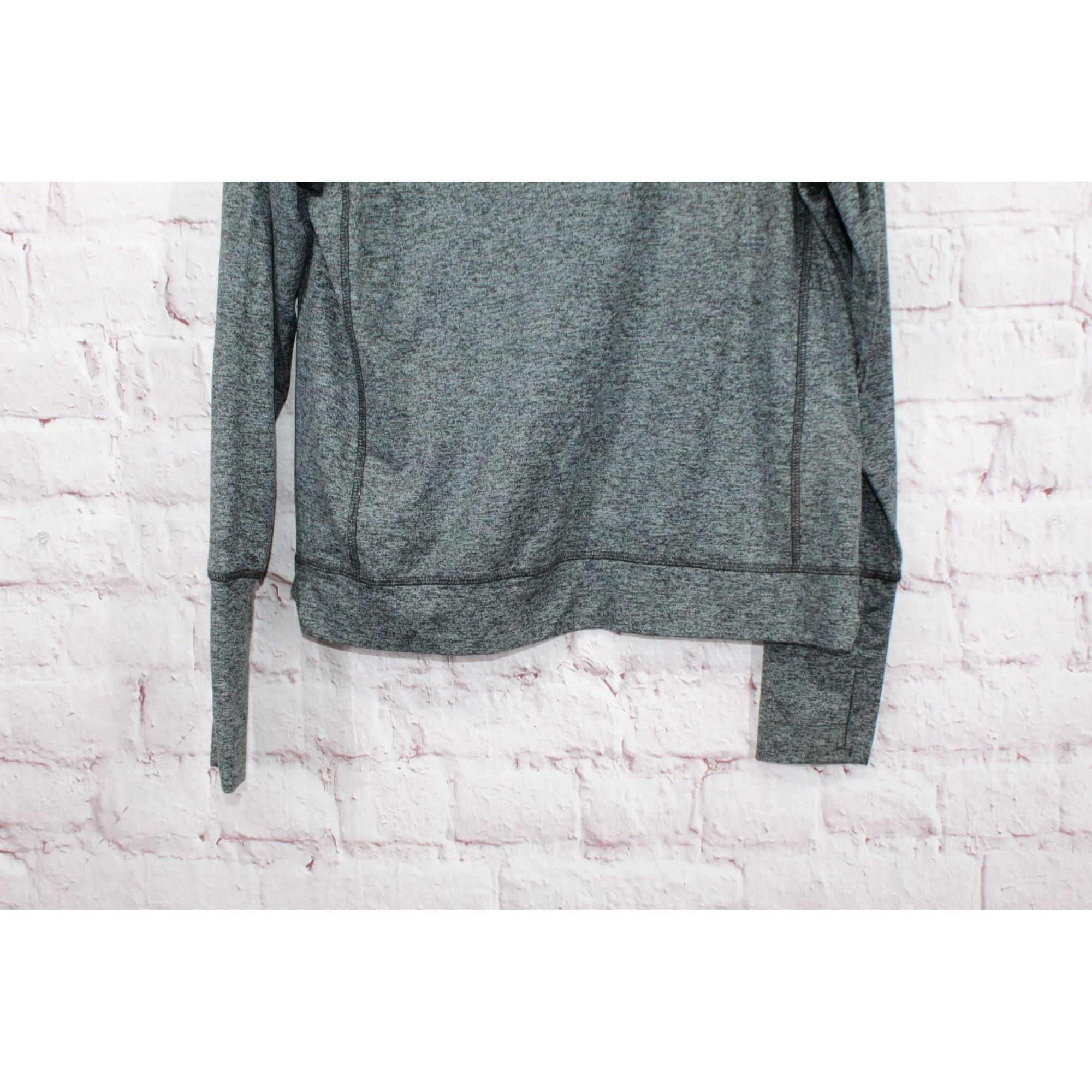L.L. Bean LL Bean VentureSoft Pullover Quarter Zip Yoga Workout Size S / US 4 / IT 40 - 4 Thumbnail