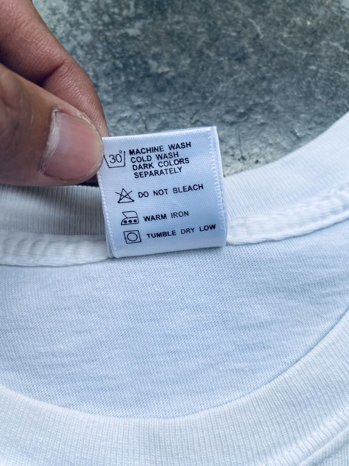 Armani Exchange Vintage 90s Armani Exchange Photo Tees Size US XL / EU 56 / 4 - 8 Thumbnail