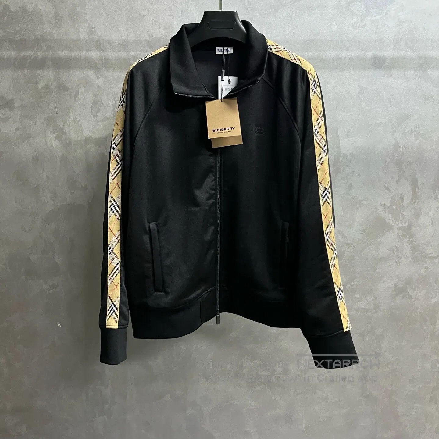 Burberry Burberry Black checkered cotton blended jacket| Size US XXL / EU 58 / 5 - 1 Thumbnail