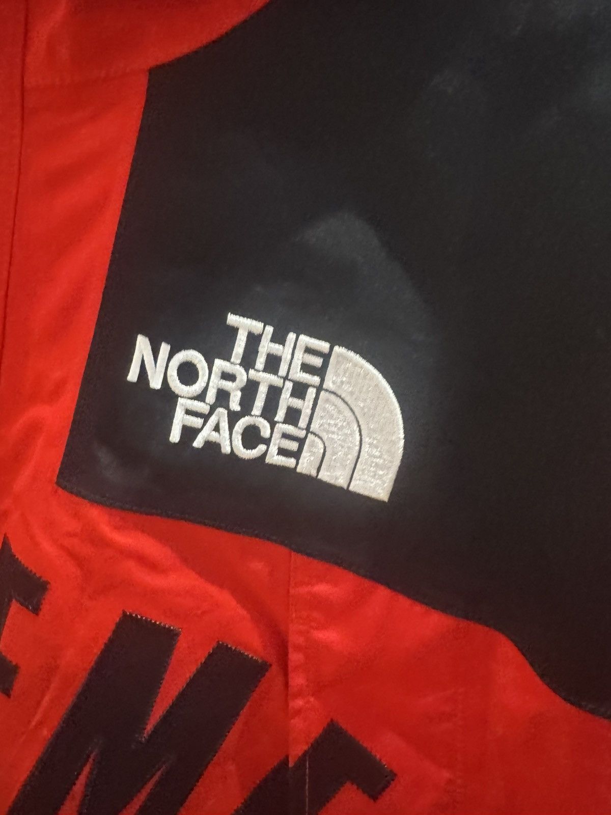 Supreme × The North Face Supreme TNF Arc Logo Mountain Parka Red Medium Size US M / EU 48-50 / 2 - 4 Thumbnail