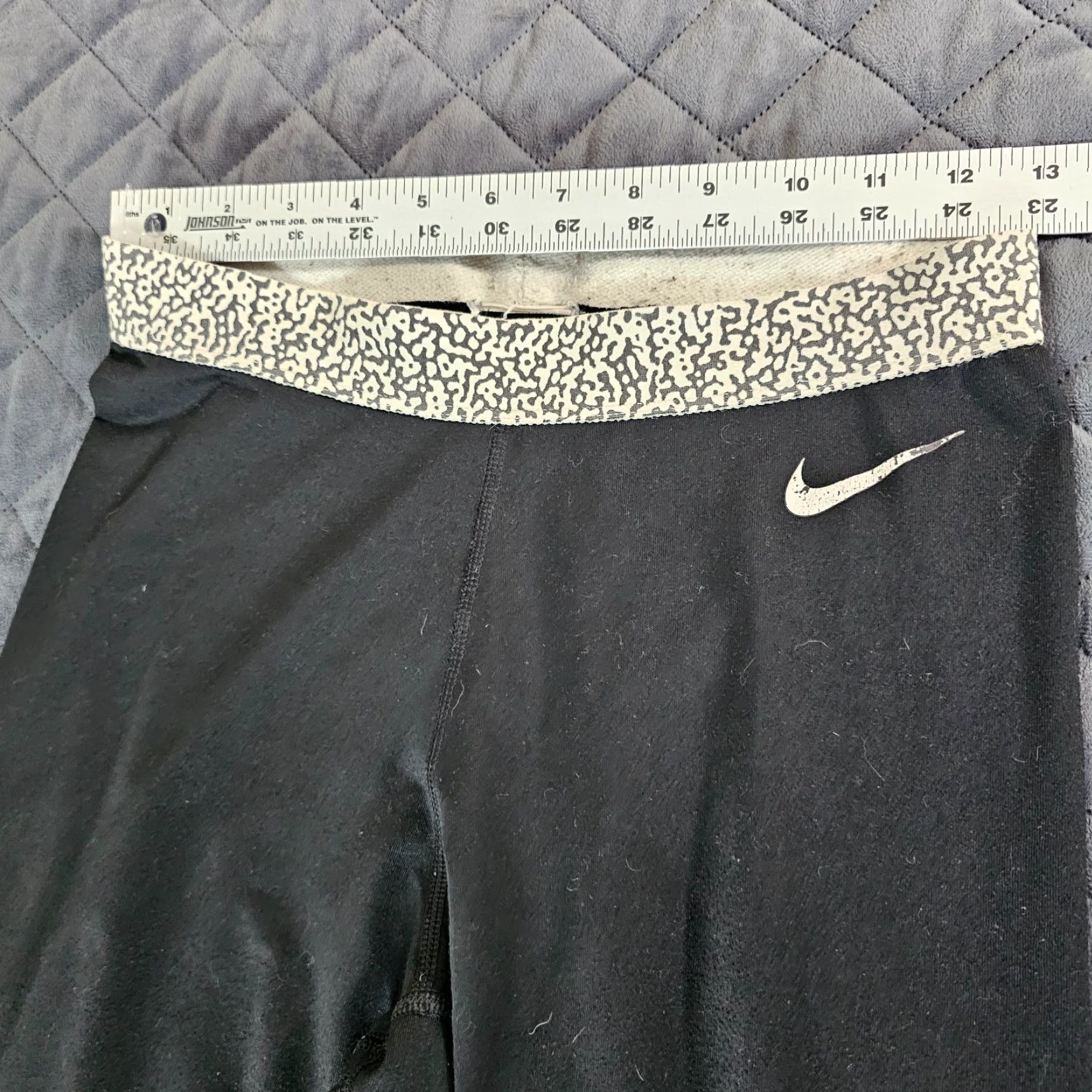 Nike VINTAGE Nike Pro Leggings Women's Size Small Black Yoga Active Gym Dri Fit Leopard Waist Size 28" / US 6 / IT 42 - 4 Thumbnail