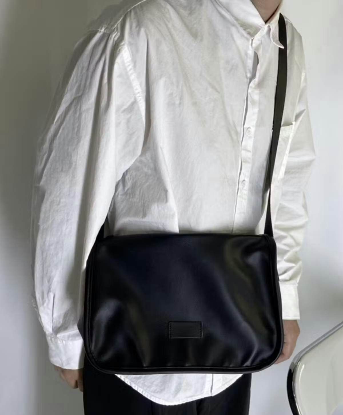 Japanese Brand Fashion y2k faux leather shoulder bag messenger bag Size ONE SIZE - 1 Thumbnail