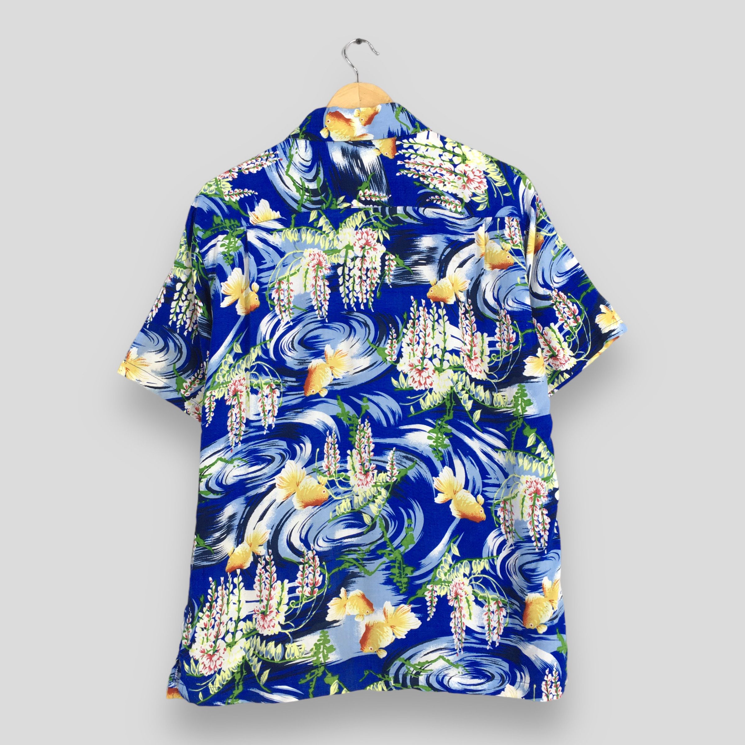 Japanese Brand Vintage Hawaiian Patina Japanese Gold Fish Rayon Blue Shirt Size US M / EU 48-50 / 2 - 7 Thumbnail