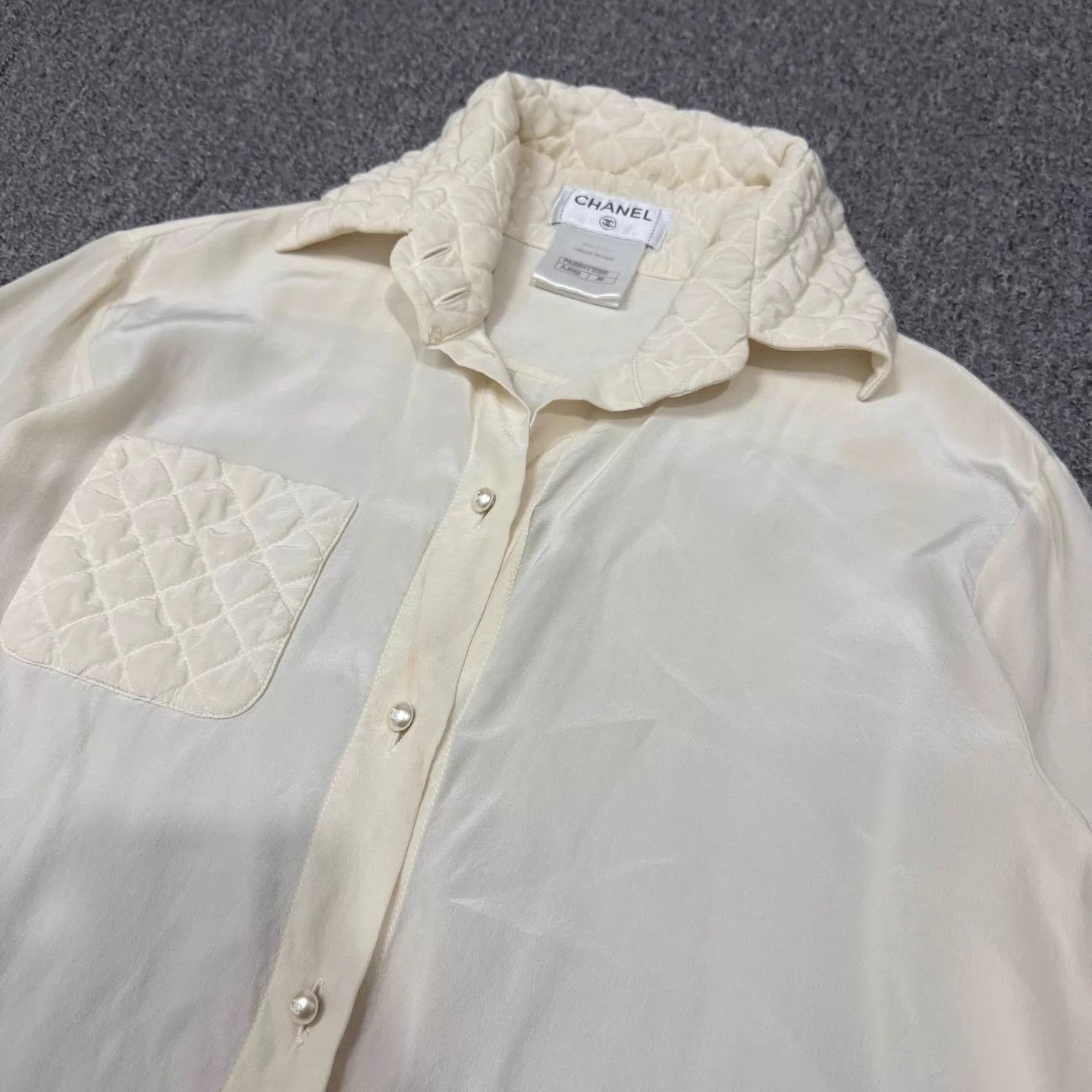 Chanel Chanel Beige Quilted Cotton Silk Paneled Shirt 36 Size XS / US 0-2 / IT 36-38 - 3 Thumbnail