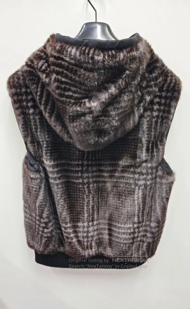 Japanese Brand Fabio Gavazz Men's Purple Fur Vest. Size US M / EU 48-50 / 2 - 2 Thumbnail