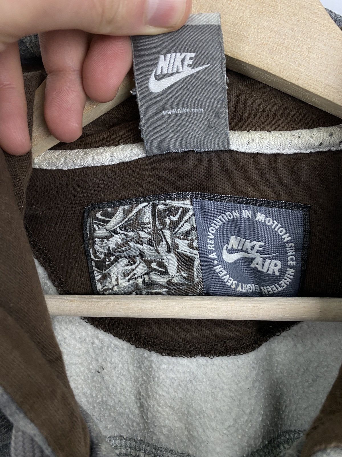 Nike 🇺🇸 Vintage 90s Nike Athletic Zip Hoodie Rare Retro Y2K Size US M / EU 48-50 / 2 - 9 Thumbnail