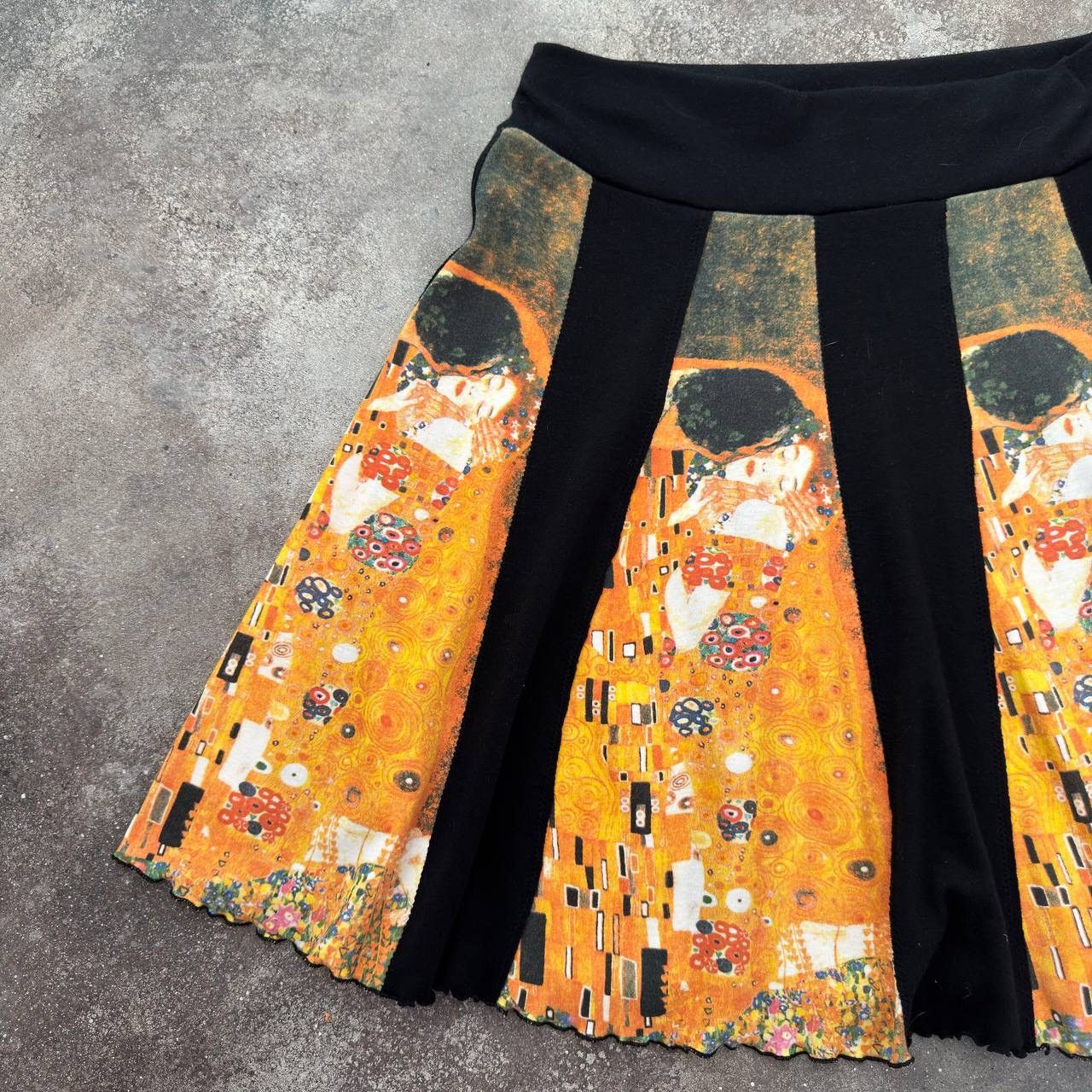 20471120 × Japanese Brand Vintage Art Printed Y2K A-Line Skirt Size 28" / US 6 / IT 42 - 2 Thumbnail