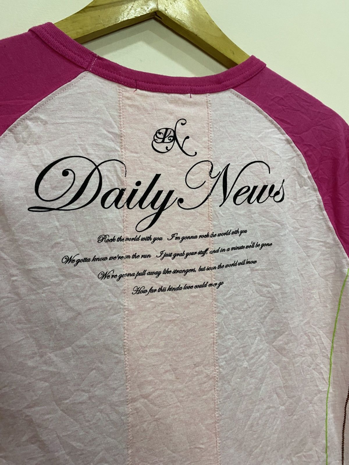 Hysteric Glamour Daily News T-Shirt Hysteric Glamour Style Size M / US 6-8 / IT 42-44 - 6 Thumbnail