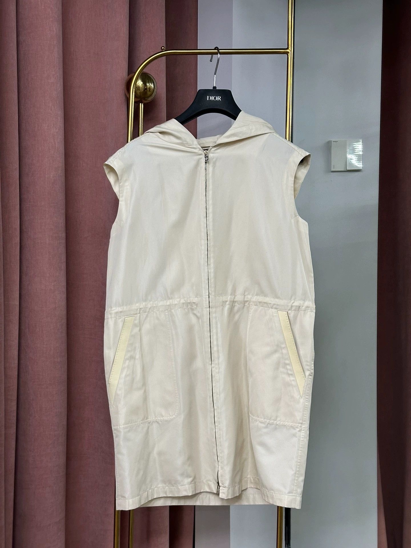 Loro Piana Loro Piana White Zip-up Vest Coat Size US M / EU 48-50 / 2 - 1 Thumbnail