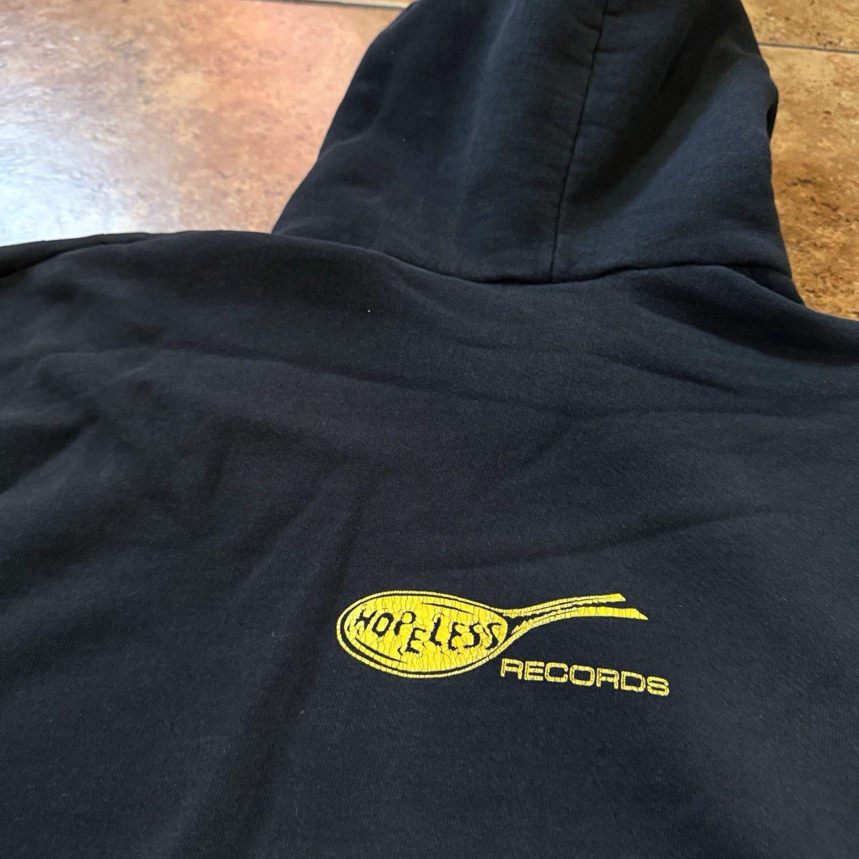 Fruit Of The Loom VINTAGE 1996 Mustard Plug All Good Ska Punk Rock Black Band Hoodie Sweatshirt XL Mens Pullover Hoodie Size US XL / EU 56 / 4 - 4 Thumbnail