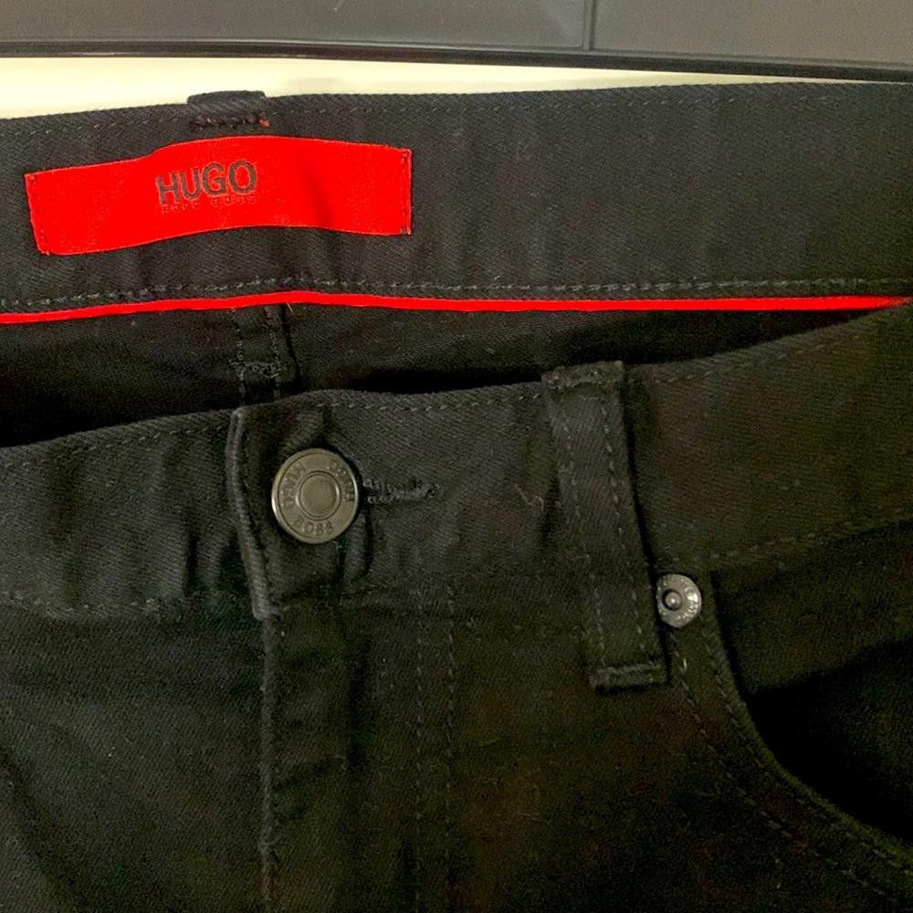 Hugo HUGO - Skinny - 33W32L- 92% ctn 6%poly2% elastic- flat black Size US 33 - 5 Thumbnail