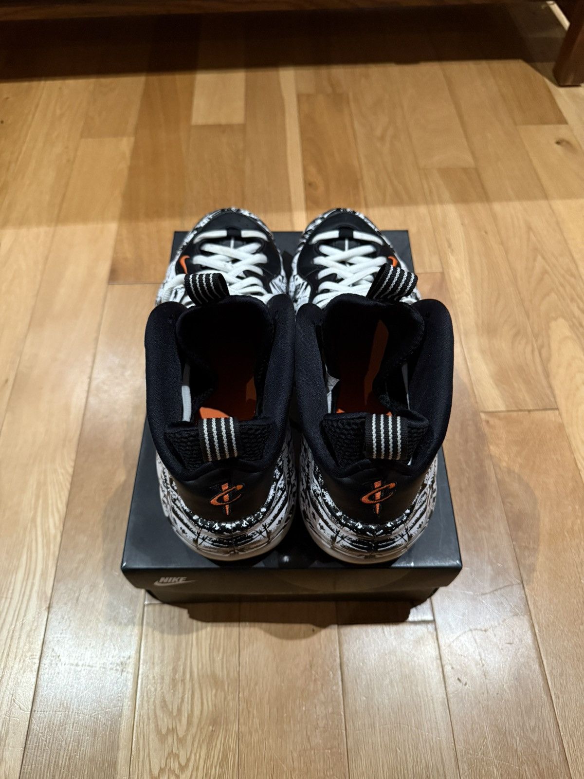Nike shattered backboard foamposite Size US 11 / EU 44 - 3 Thumbnail