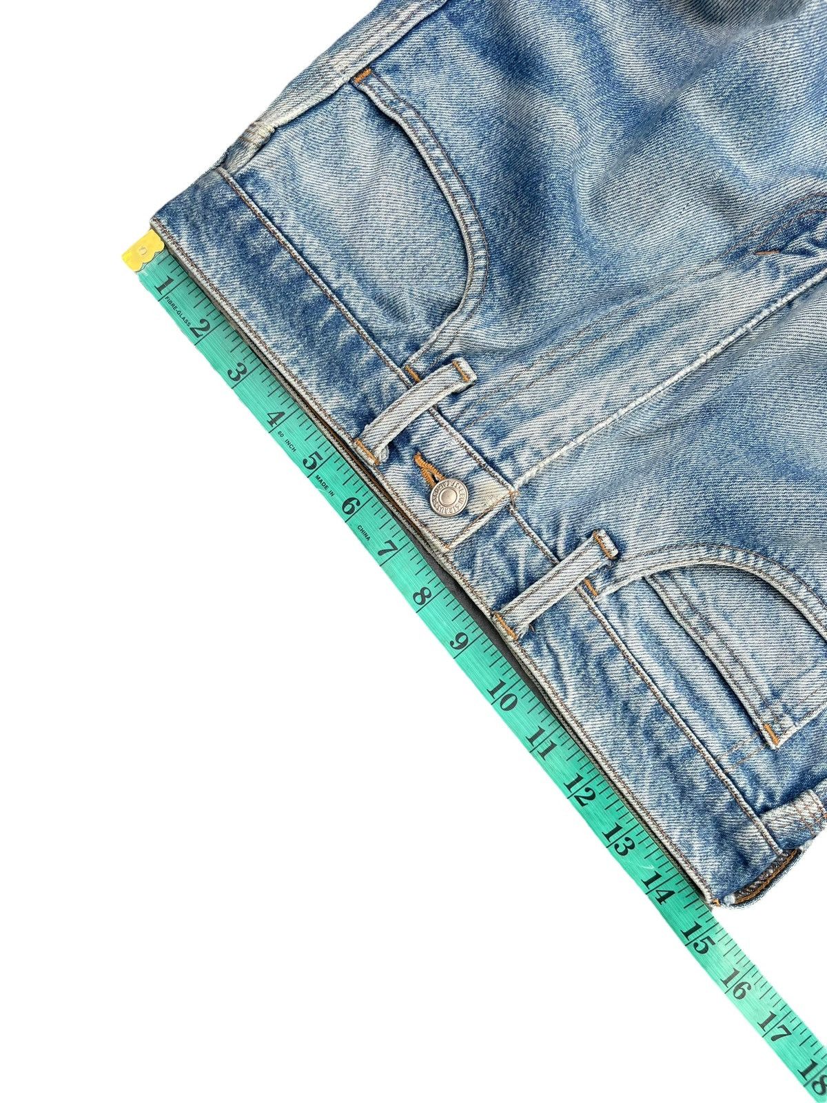 Levi's Vintage 1992 Levi’s 636 E Faded Distresed Size US 29 - 11 Thumbnail