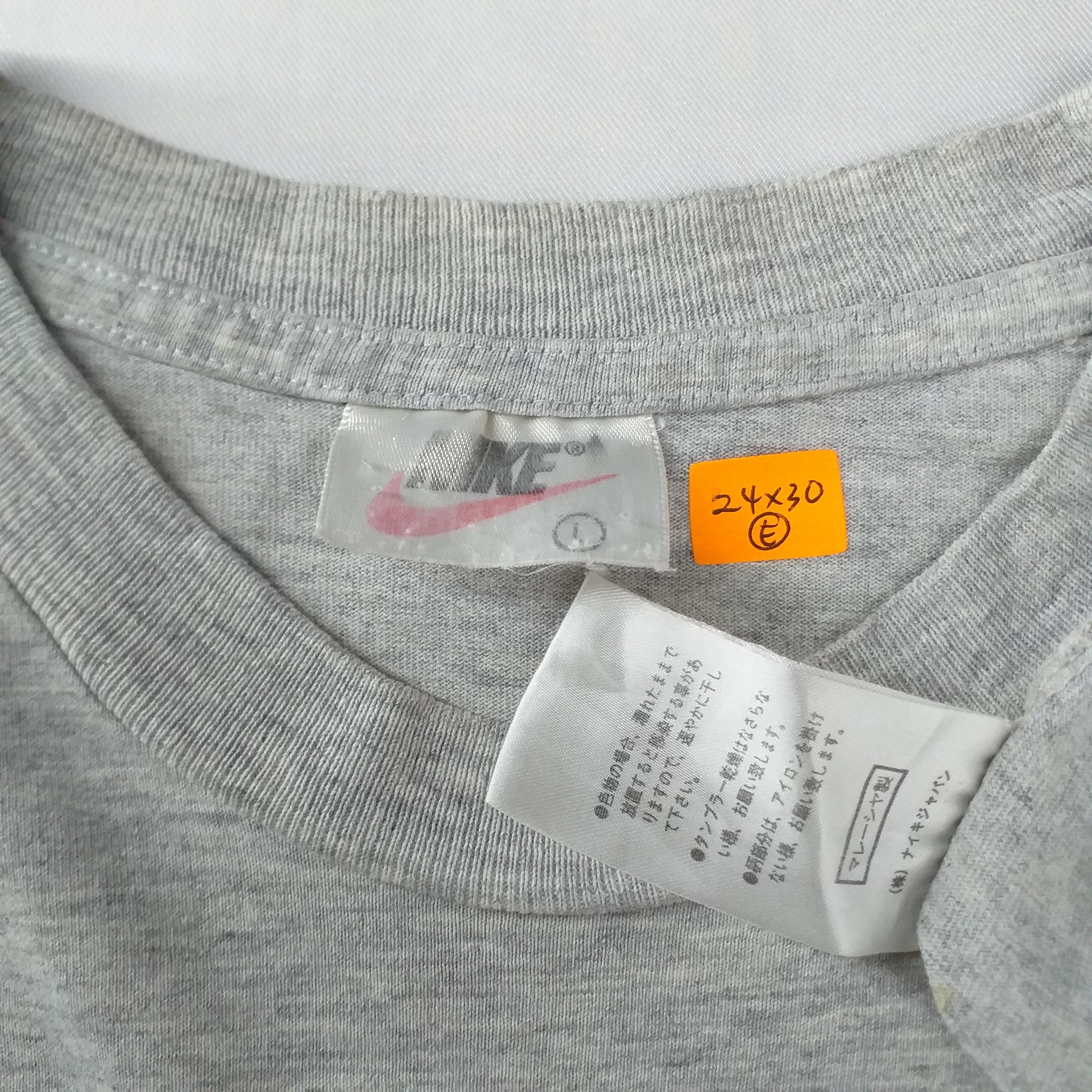 Nike Vintage Nike Swoosh Box Xlarge Tee -E002 Size US XL / EU 56 / 4 - 3 Thumbnail