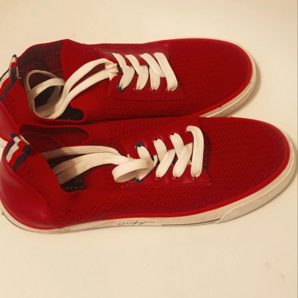 Designer Tommy Hilfiger Gessie Stylish Red Sneakers Size 8 Size US 8 / IT 38 - 1 Thumbnail