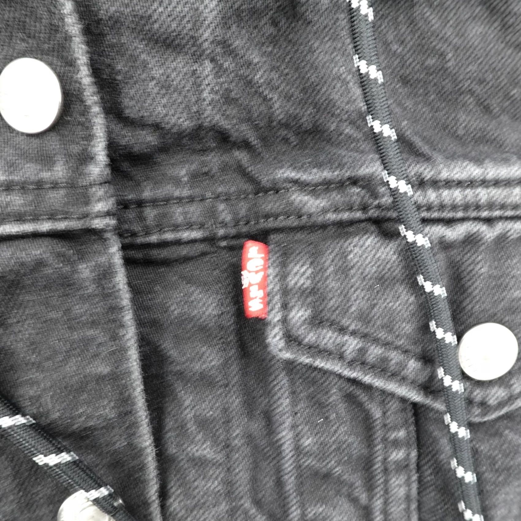 Levi's Levis Jacket Womens Small Black Denim Jean Hooded Cropped Trucker Coat Snap Up Size 28" / US 6 / IT 42 - 3 Thumbnail