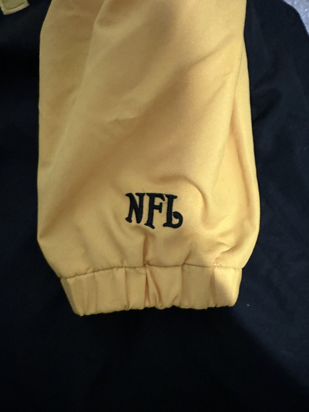 NFL Vintage Steelers Windbreaker Size US L / EU 52-54 / 3 - 4 Thumbnail