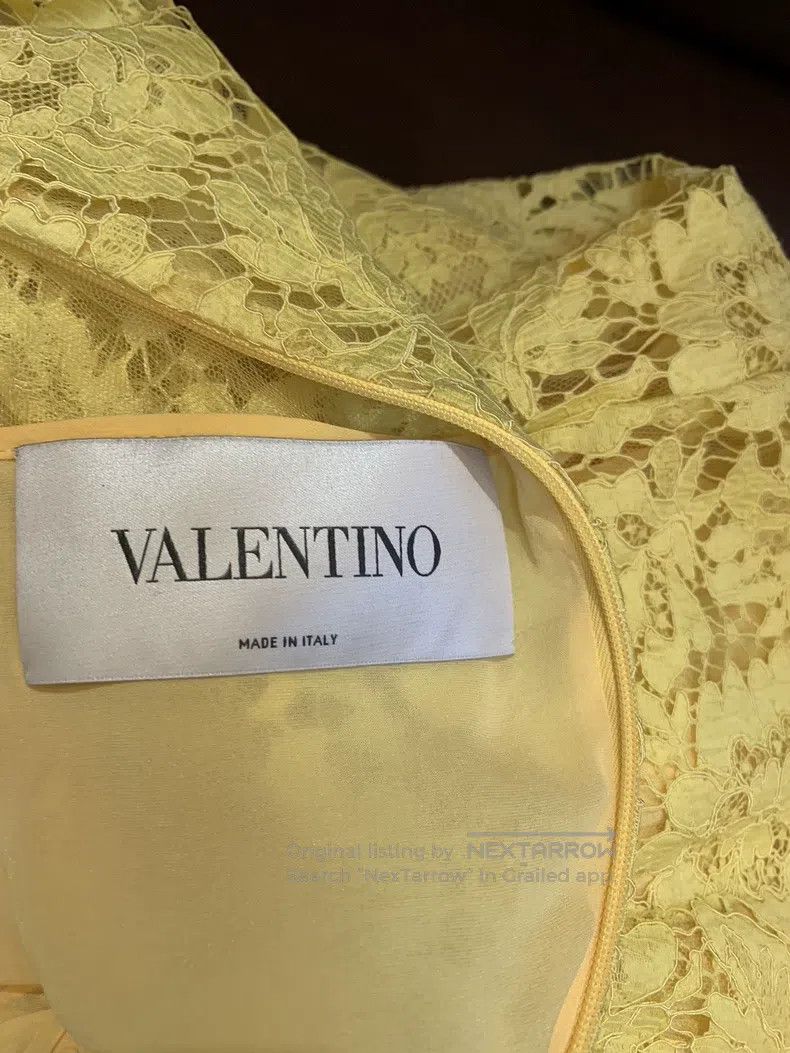 Valentino Valentino Lace dress Size M / US 6-8 / IT 42-44 - 2 Thumbnail