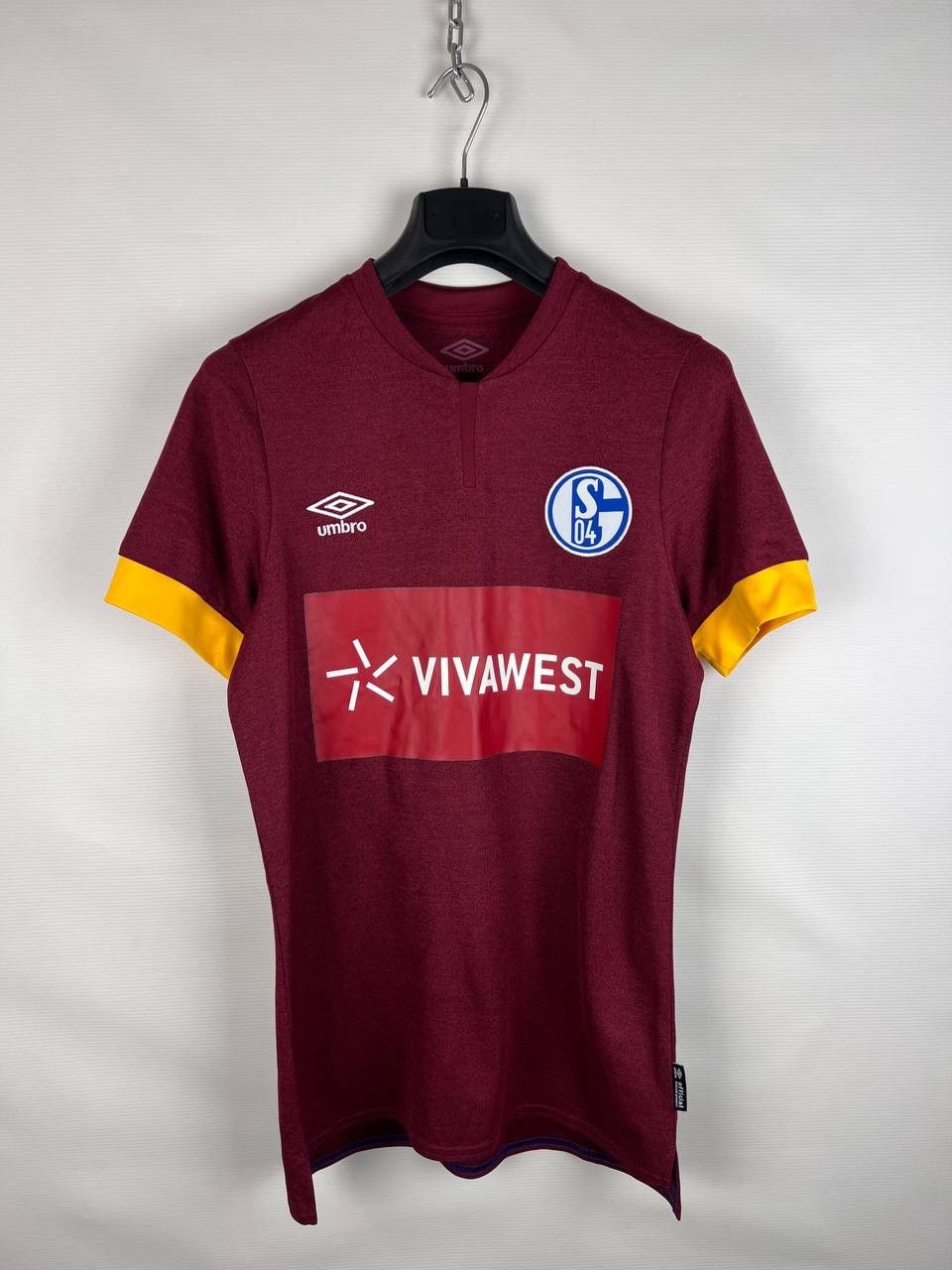 Umbro Schalke 04 Umbro 2021/22 soccer t-shirt size S Size US S / EU 44-46 / 1 - 1 Thumbnail