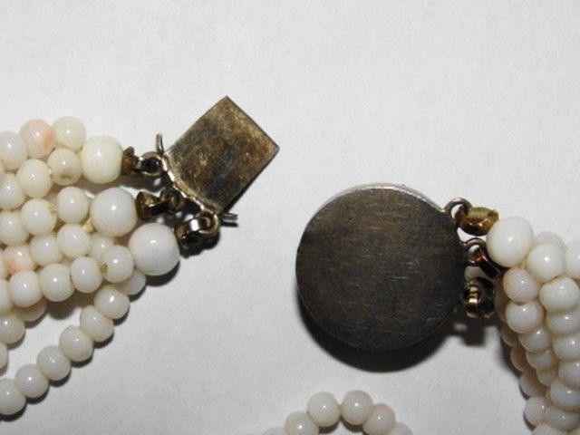 Handmade Angel Skin Coral Bead Bracelet Size ONE SIZE - 4 Thumbnail