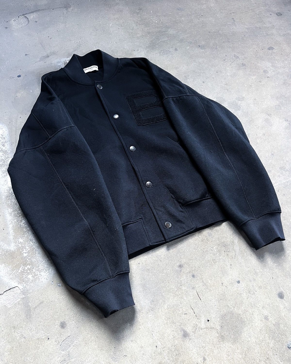 Balenciaga F/W16 ‘B’ PATCH VARSITY JACKET Size US S / EU 44-46 / 1 - 2 Thumbnail