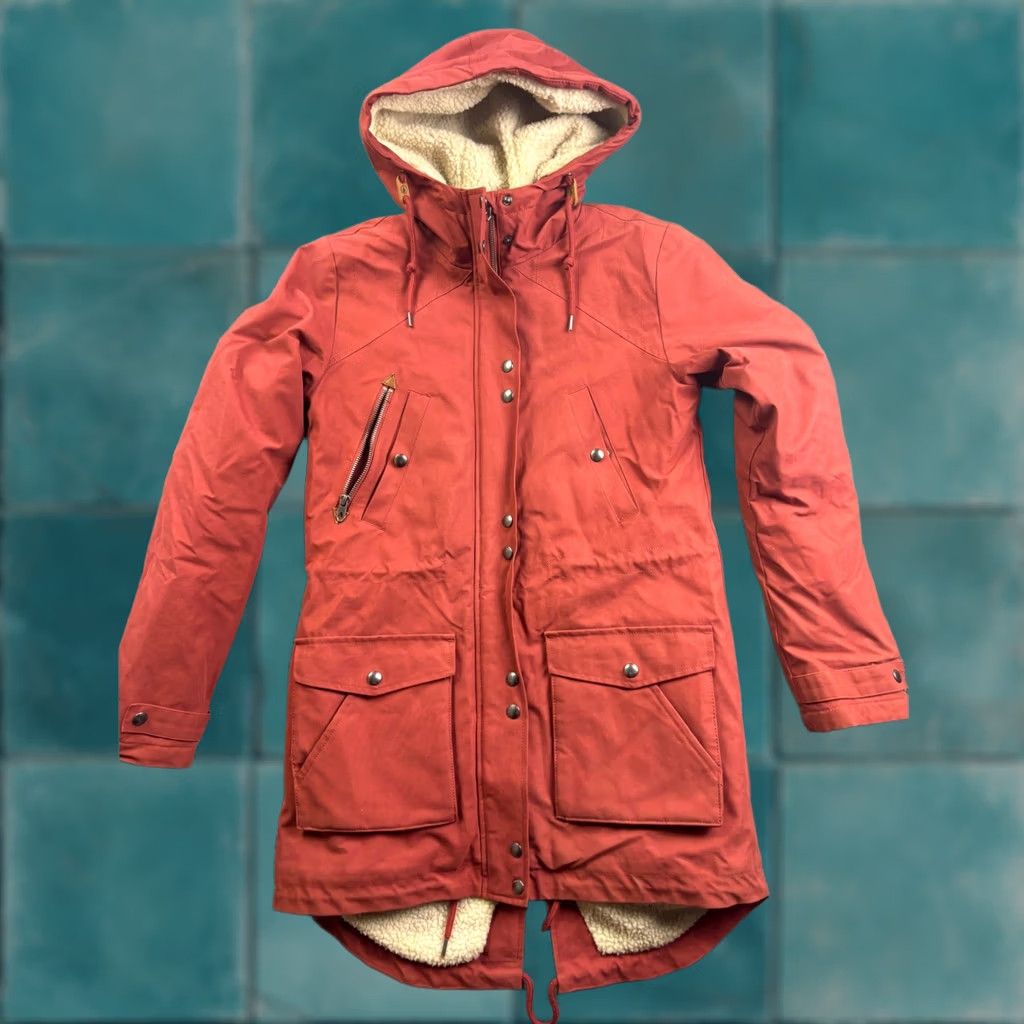 Volcom VINTAGE Volcom Parka Jacket Womens S Red Sherpa Lined Hooded Water Resistant 62670 Size S / US 4 / IT 40 - 1 Thumbnail