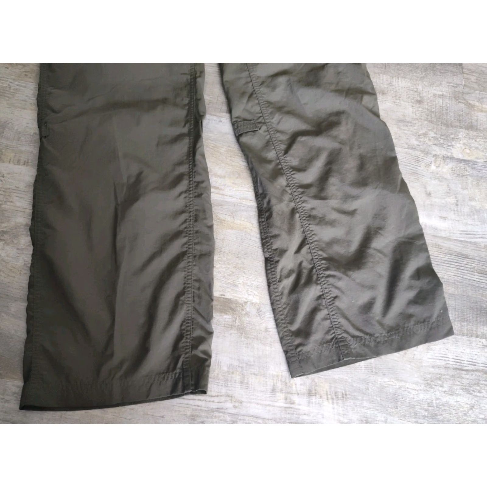 The North Face VINTAGE The North Face Women's Hiking Pants Chino Size 14 Olive Nylon Casual Travel Size 36" / US 14 / IT 50 - 3 Thumbnail
