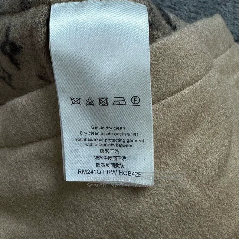 Louis Vuitton Louis Vuitton Khaki printed three-flower double-faced cash Size US L / EU 52-54 / 3 - 4 Thumbnail