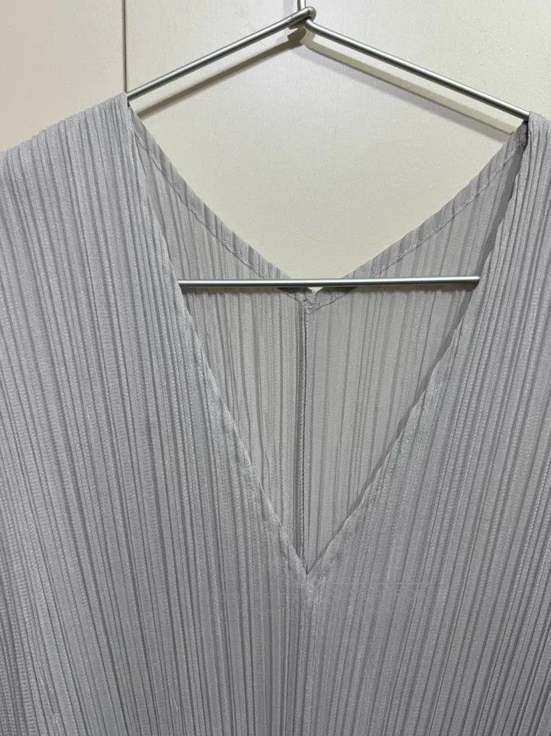 Issey Miyake Issey Miyake Gray Long Top Size S / US 4 / IT 40 - 3 Thumbnail