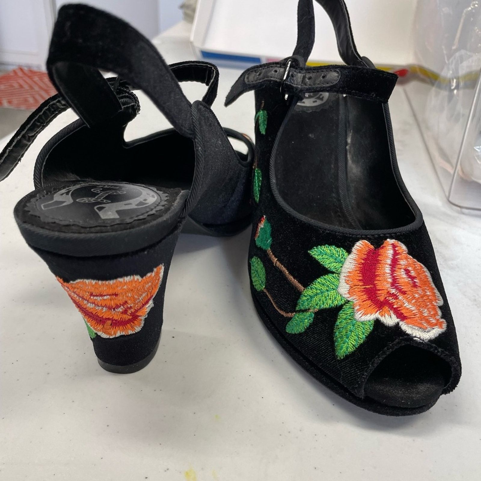 Other Black velvet with rose embroidery slings peeptoe size 38 Size US 8 / IT 38 - 3 Thumbnail