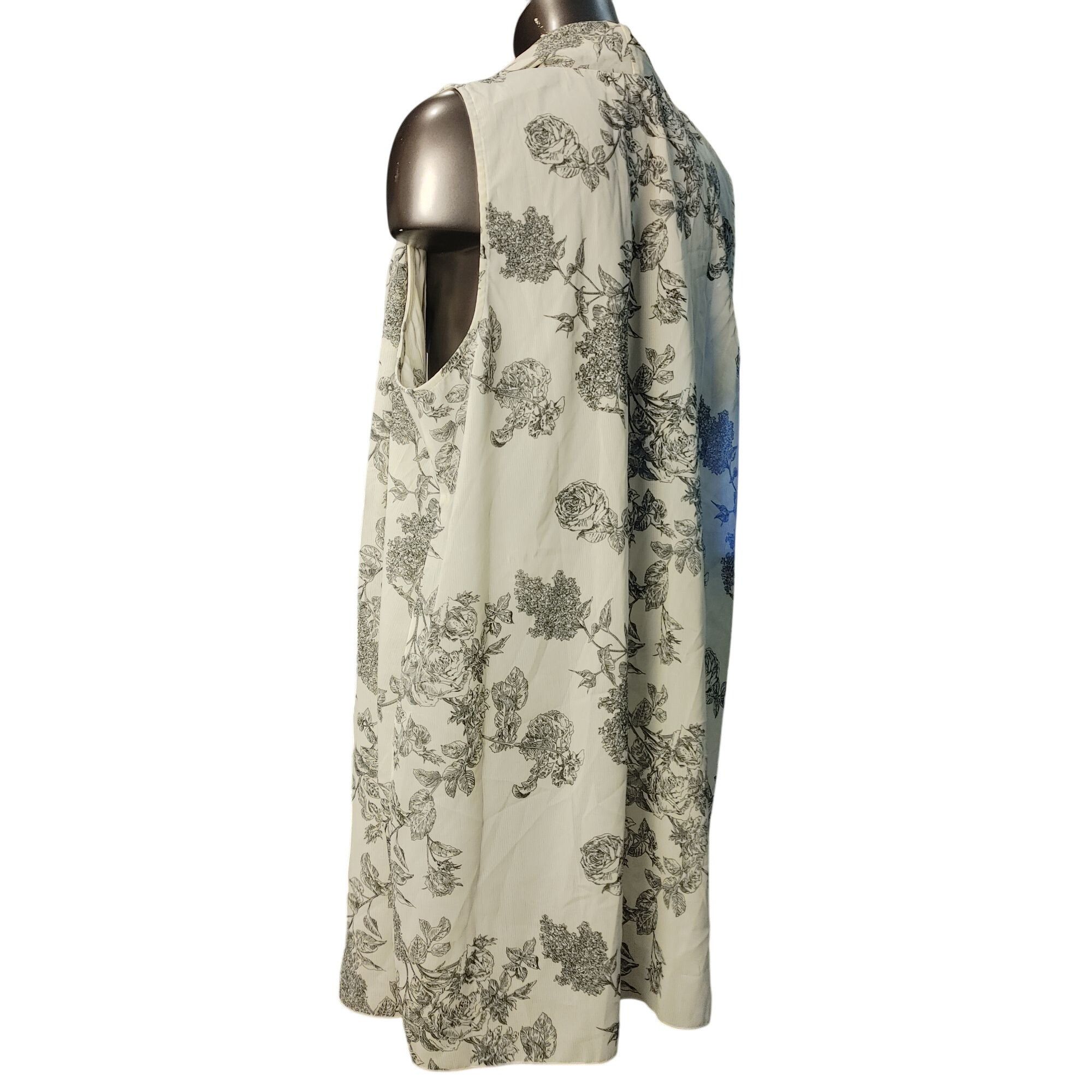 Other Susan Graver Women's White Floral Sheer Sleeveless Wrap Swea Size XL / US 12-14 / IT 48-50 - 3 Thumbnail
