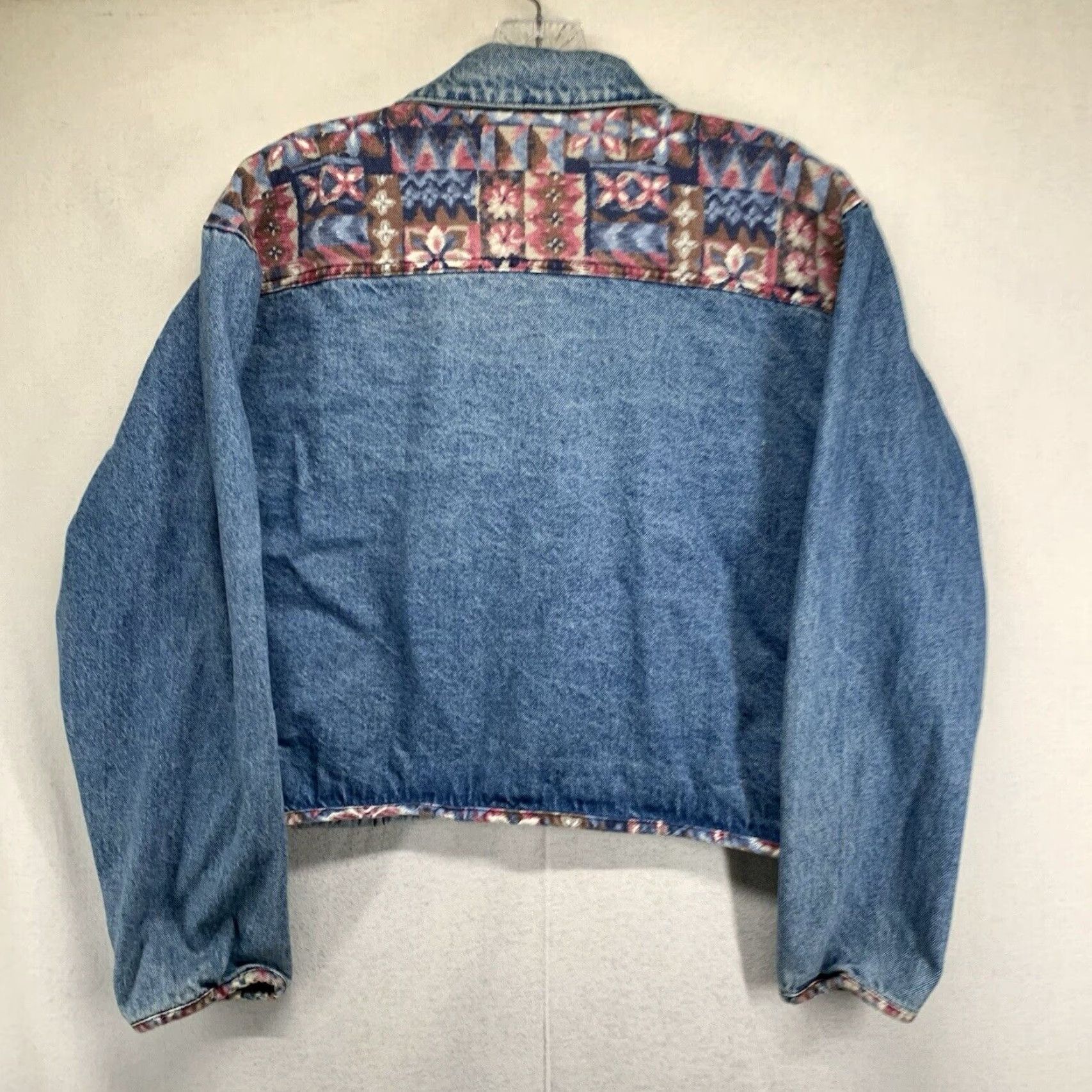 Denime VINTAGE Women’s Denim Jacket Medium Blue 80s 90s Fair Isle Pattern Crop Short Sleeve USA Size M / US 6-8 / IT 42-44 - 4 Thumbnail