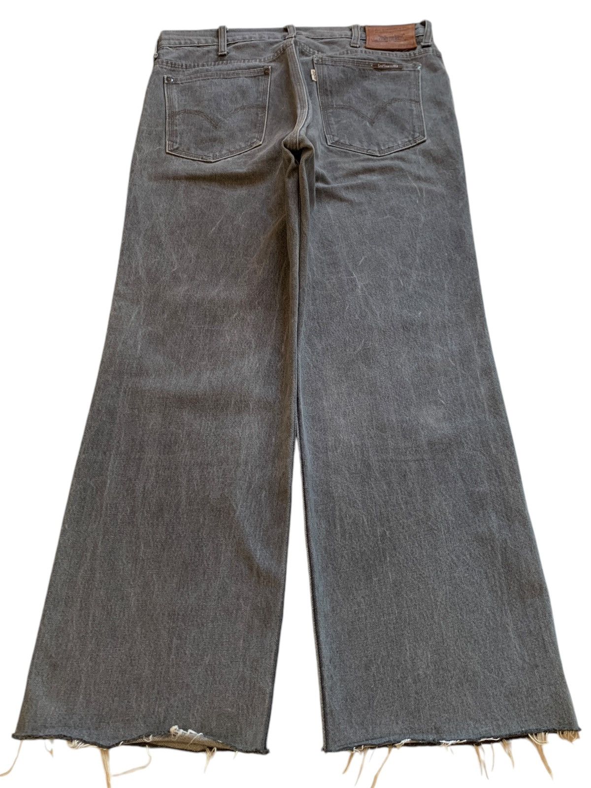 Levi's Vintage 90s Levis White Tag Frayed Hem Classic Baggy Jeans Size US 32 / EU 48 - 2 Thumbnail