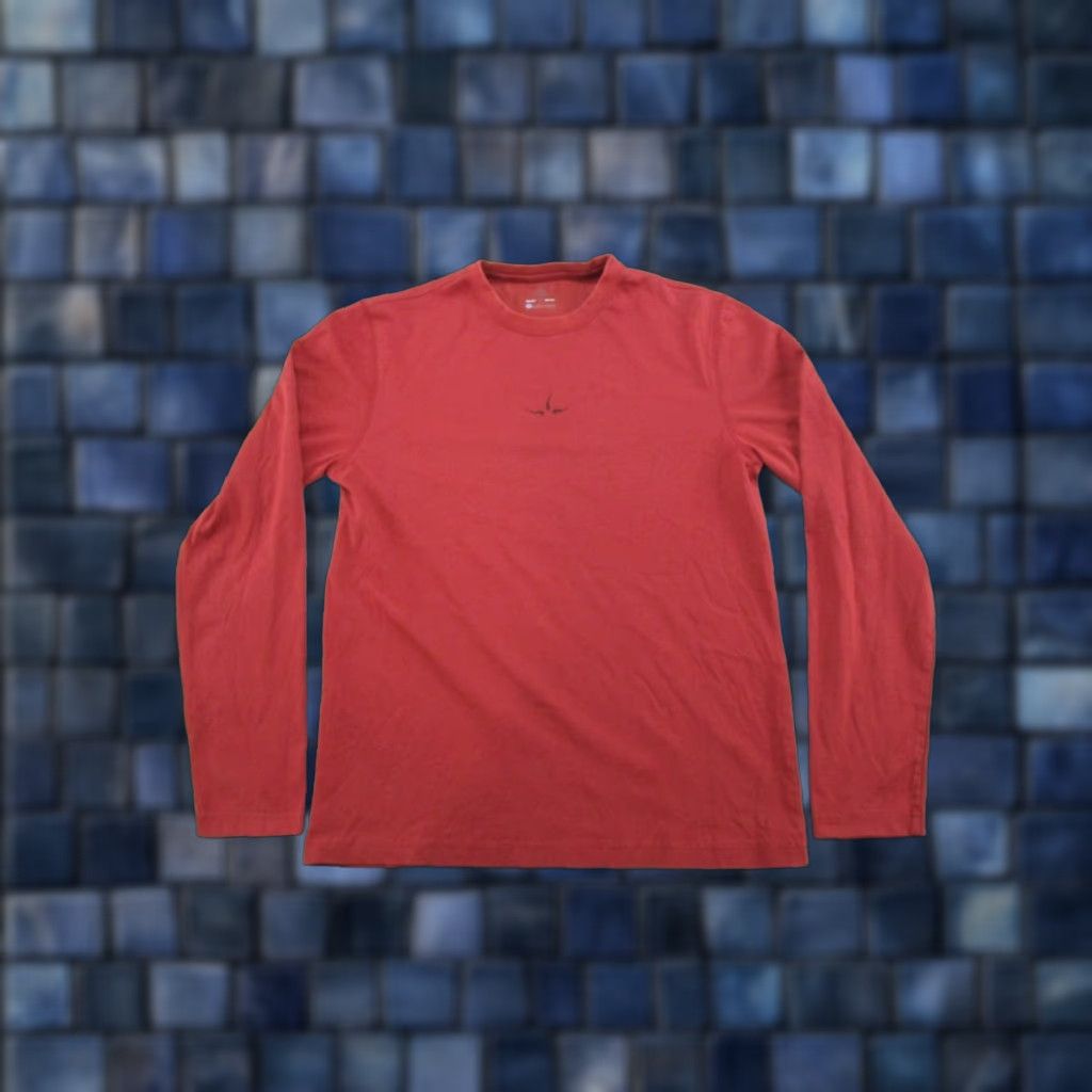 Prana prAna Breathe Shirt Women’s M Red Cotton Knit Long Sleeve T-Shirt Womens Casual Sleeve Round Neck Breathable Lightweight 90s? No, skip. [Need factual] Size M / US 6-8 / IT 42-44 - 1 Thumbnail
