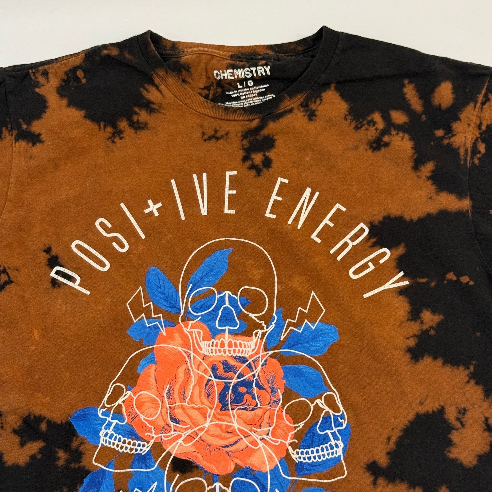 Chemistry Chemistry "Positive Energy" Bleach Wash Skull T-Shirt Size US L / EU 52-54 / 3 - 2 Thumbnail
