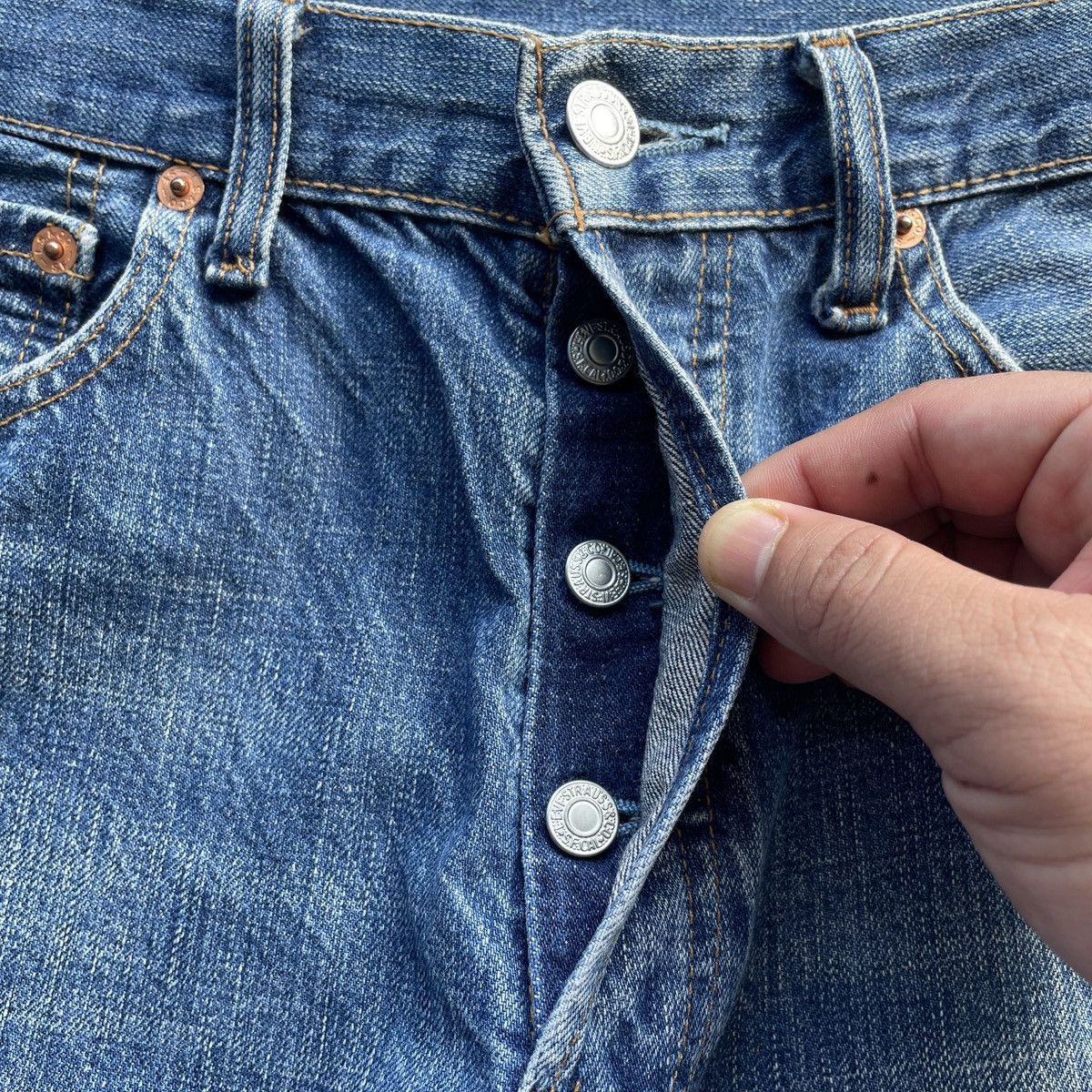 Levi's W29💥 Vintage Levi’s 501 Faded Jeans Denim Pants Distressed Size US 29 - 7 Thumbnail