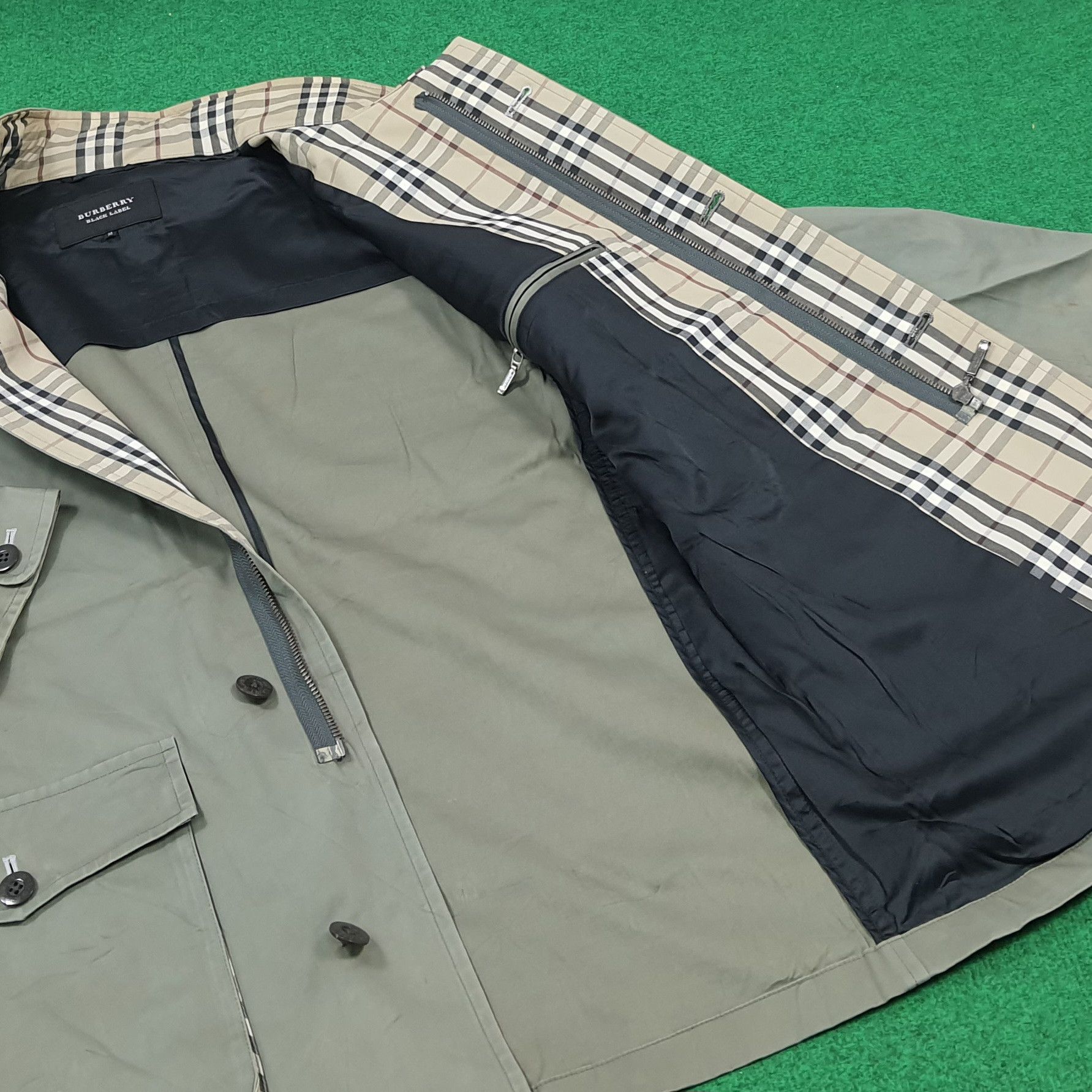 Burberry Vintage Burberry Black Label Military Field Jacket C287N18 Size US S / EU 44-46 / 1 - 11 Thumbnail