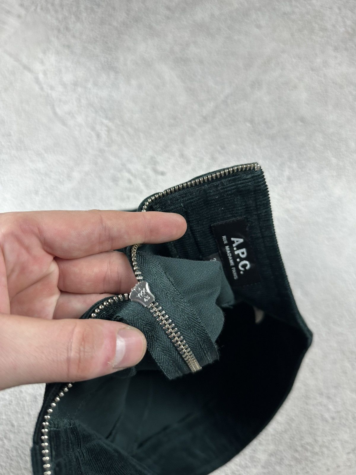 A.P.C. Vintage A.P.C Corduroy Velvet Skirt Old Money Style Classic Size 27" / US 4 / IT 40 - 8 Thumbnail
