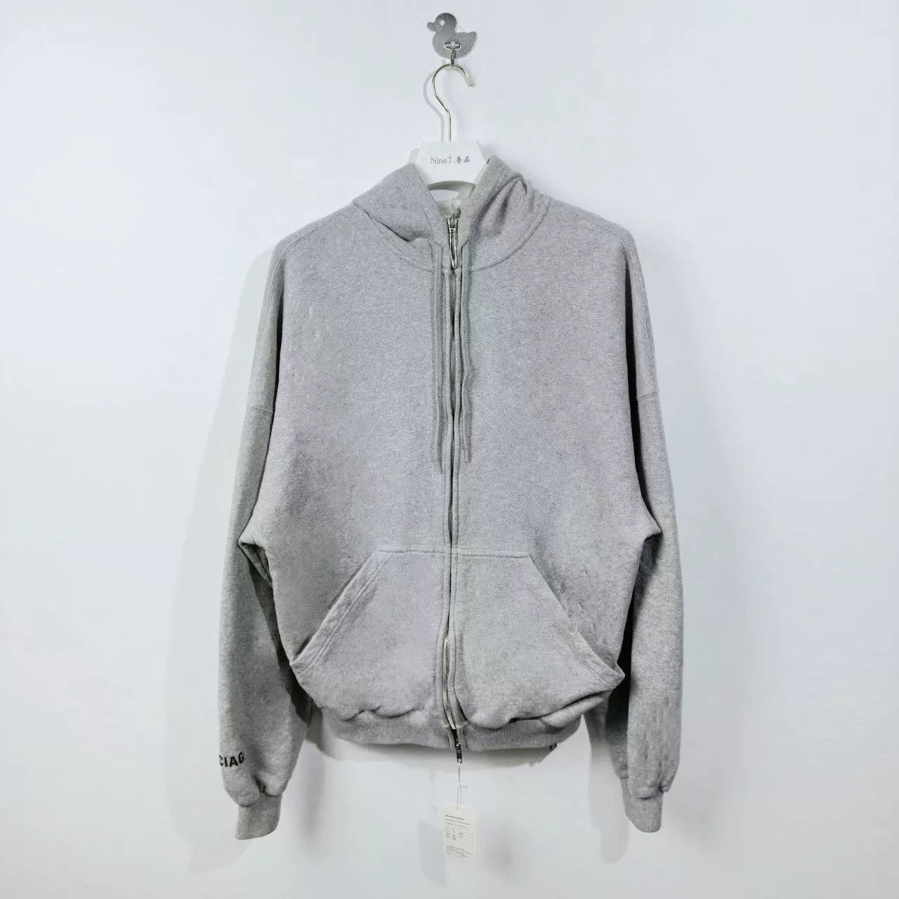Balenciaga Balenciaga Alien Zip Hoodie Jacket Gray Size US S / EU 44-46 / 1 - 1 Thumbnail