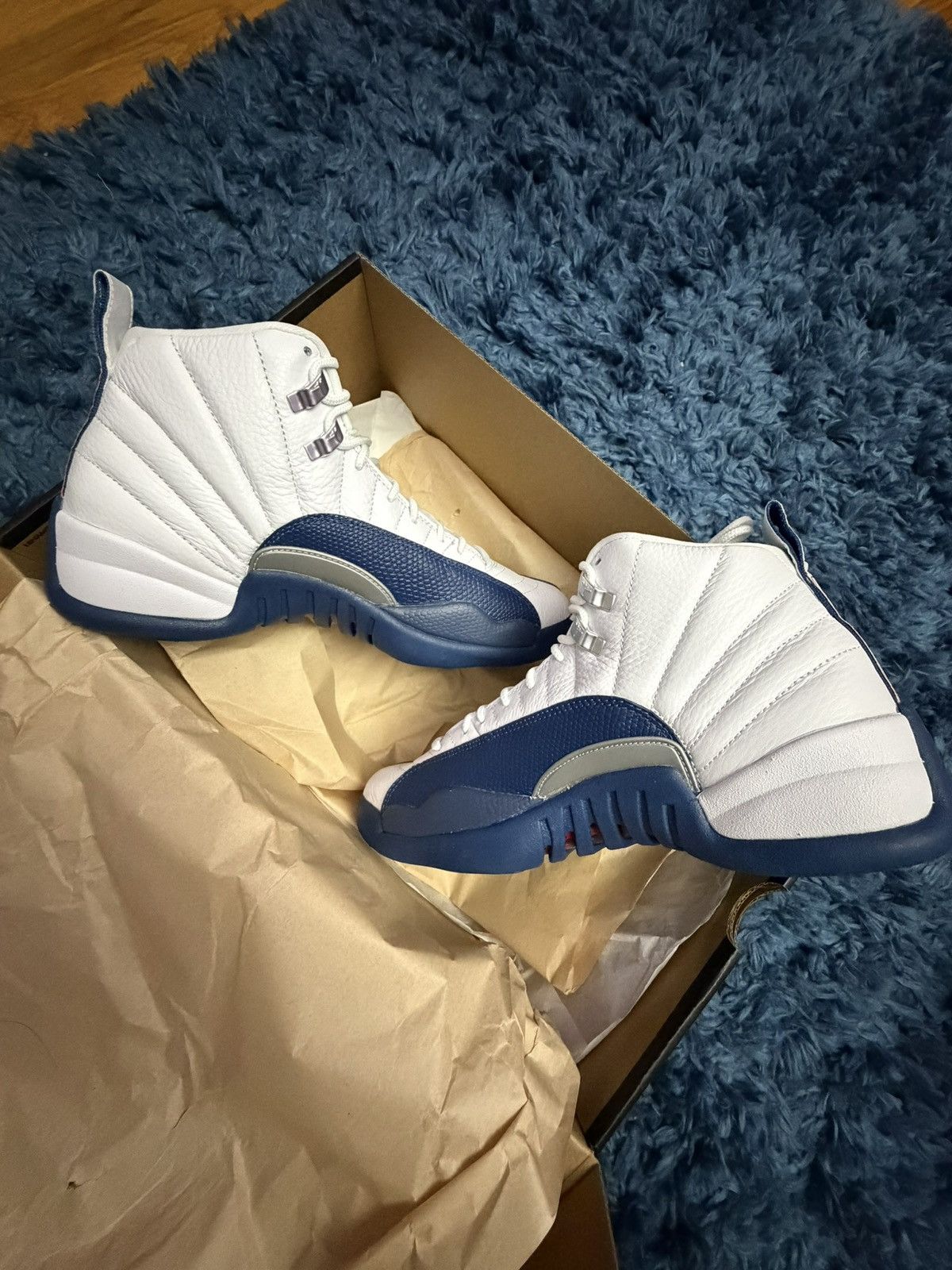 Nike Jordan 12 French Blue Size US 8 / EU 41 - 9 Thumbnail