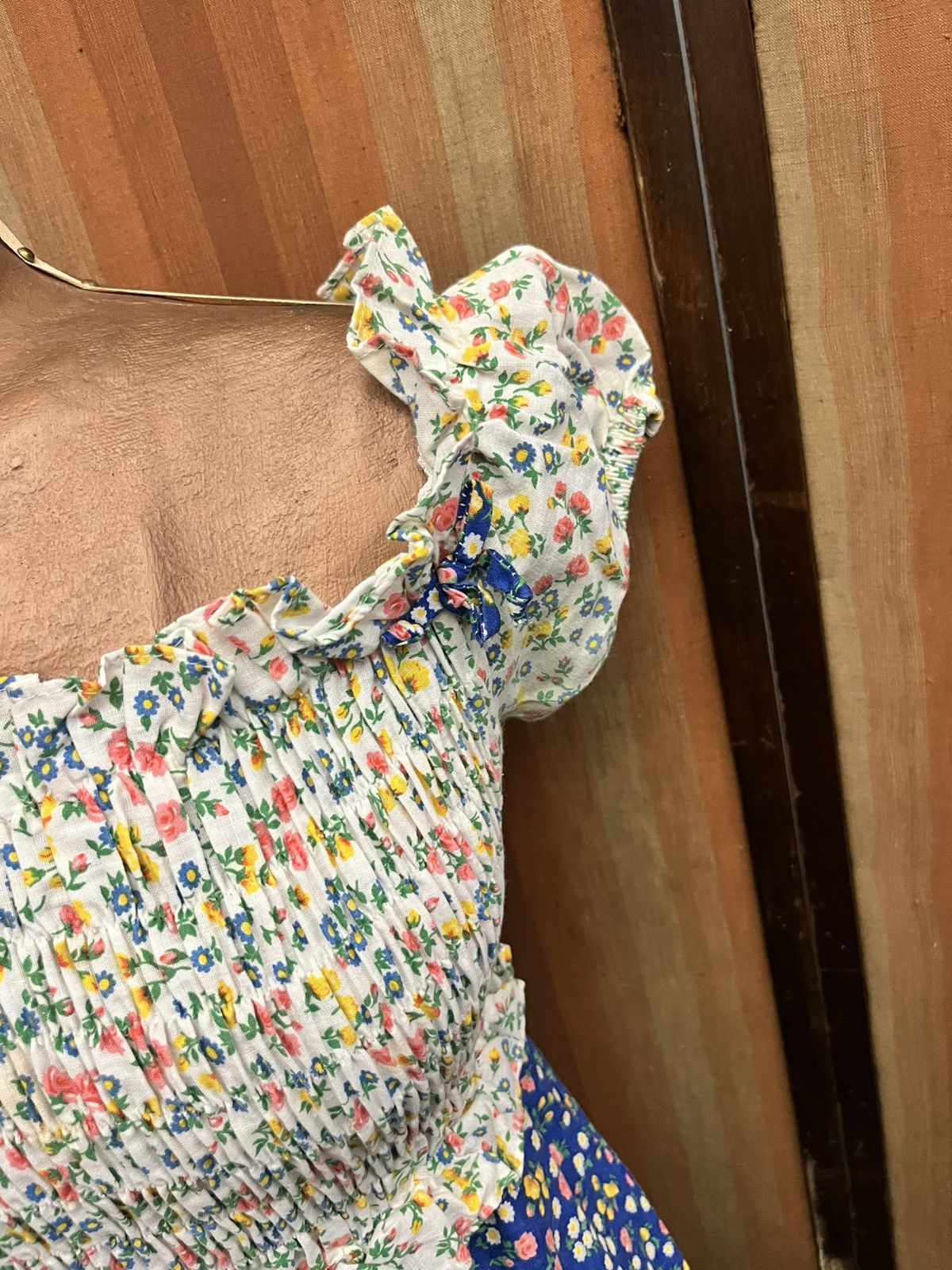Vintage Vintage 1970s Gillies Gilead Floral Maxi Dress | Cottagecore Size S / US 4 / IT 40 - 4 Thumbnail