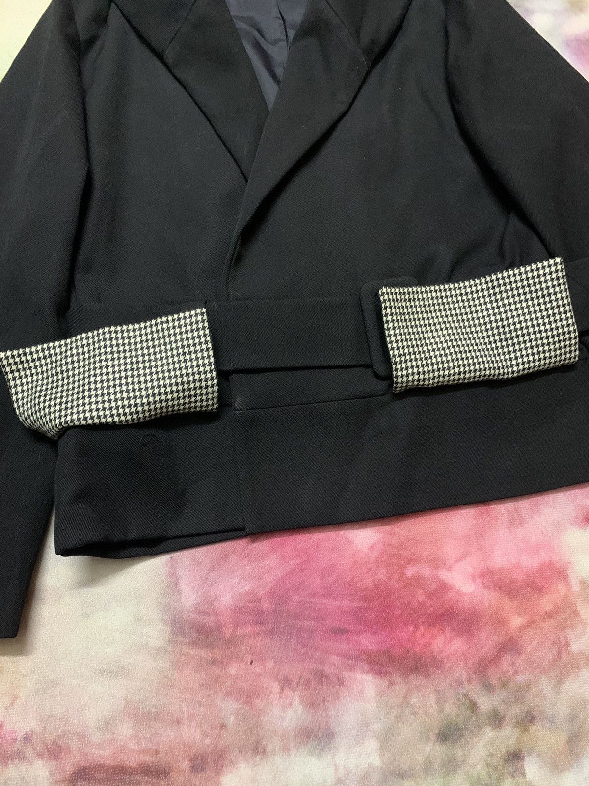 Yohji Yamamoto Yohji Yamamoto Signature Label Cropped Shawl Collar Wool Size US M / EU 48-50 / 2 - 7 Thumbnail