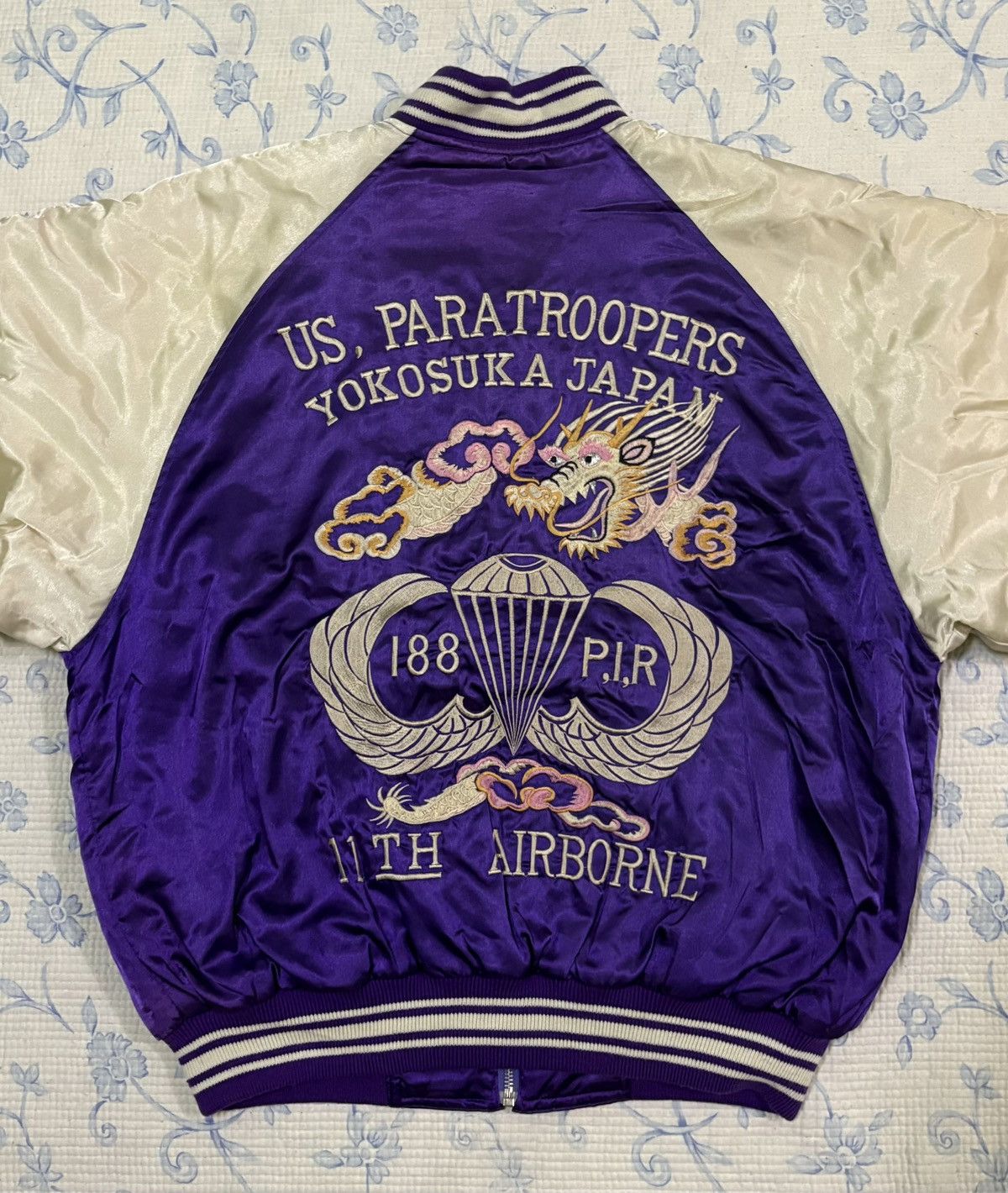 Japanese Brand Sukajan Airborne Embroidery Dragon Size US L / EU 52-54 / 3 - 11 Thumbnail