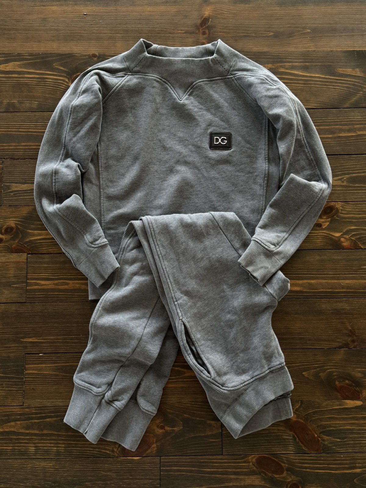 Dolce & Gabbana D&G Dolce & Gabbana Grey Basic Sweatshirt + Pants Suit Size M / US 6-8 / IT 42-44 - 1 Thumbnail