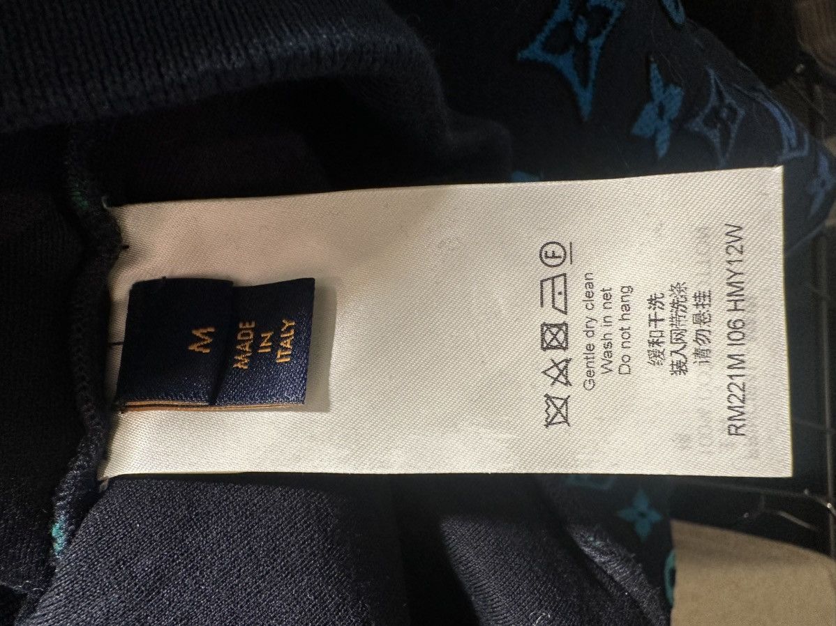 Louis Vuitton Louis Vuitton Blue & Green Gradient Monogram Sweater Size US M / EU 48-50 / 2 - 7 Thumbnail