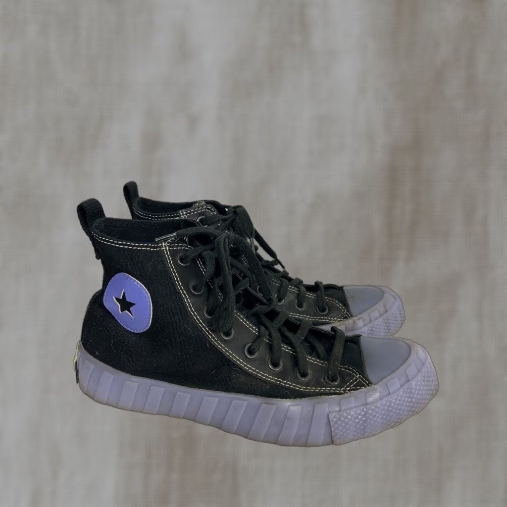 Converse VINTAGE Converse Chuck Taylor Hi Top BLACK 3D Night Womens 10 Shoes Sneakers High Top Mens/ Womens Size M / US 6-8 / IT 42-44 - 1 Thumbnail