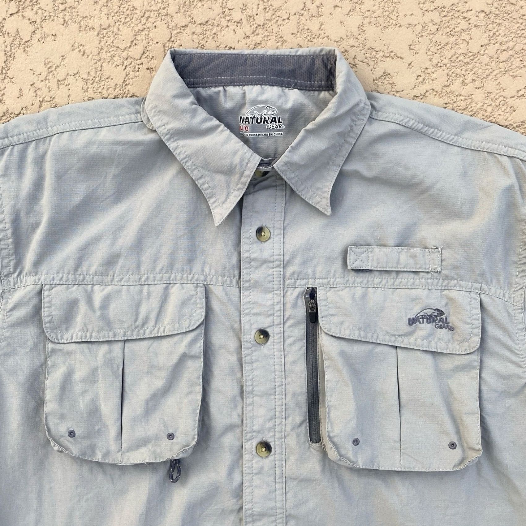 Vintage Natural Gear Mens Short Sleeve Button-Up Vented Back Outdoor Shirt Grey L Size US L / EU 52-54 / 3 - 2 Thumbnail