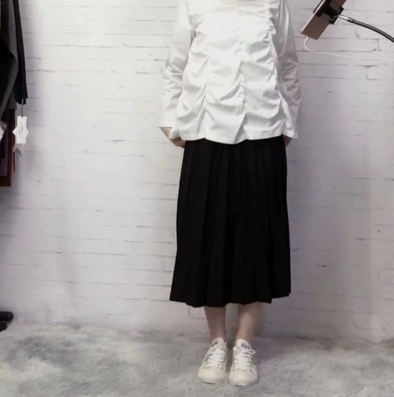 Comme des Garcons Comme Des Garcons Pleated Crew Neck Top Size M / US 6-8 / IT 42-44 - 3 Thumbnail